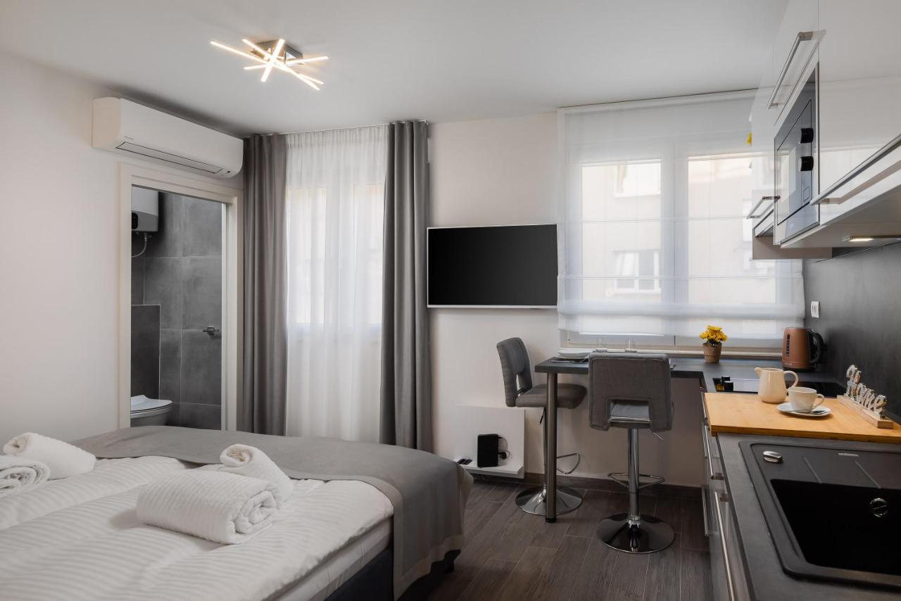 ספליט Luxury Studios & Room Five מראה חיצוני תמונה
