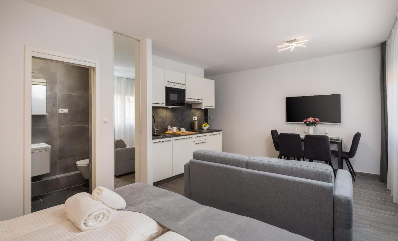 ספליט Luxury Studios & Room Five מראה חיצוני תמונה