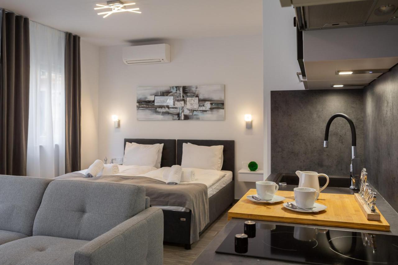 ספליט Luxury Studios & Room Five מראה חיצוני תמונה